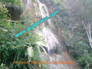 http://www.jayabhaya.com/2015/06/air-terjun-setawing-kulon-progo.html