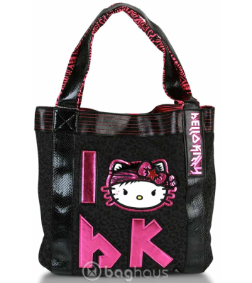 You and Hello Kitty head off to school in cool casual style with this fun 