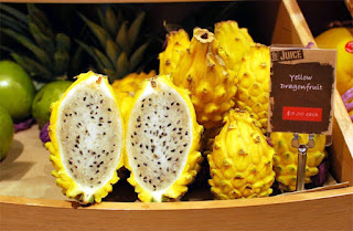 Buah Naga Kuning