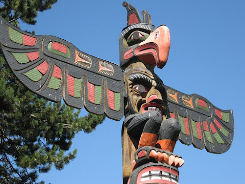 Eagle Totem, Victoria BC