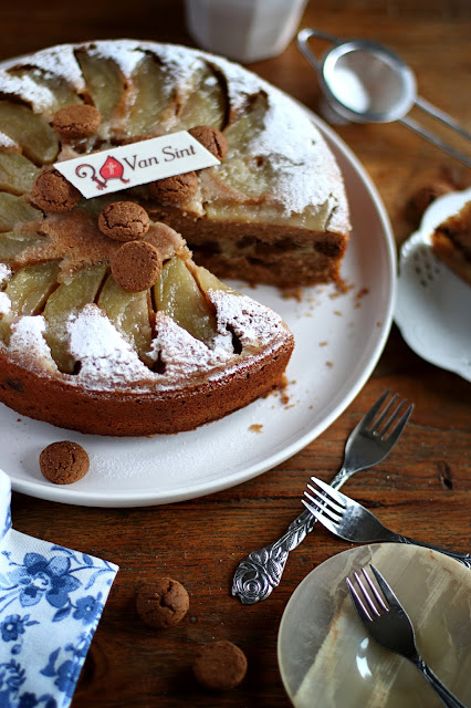 Upside down appel-speculaascake met kruidnoten & amandelspijs