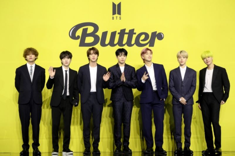 Complaints filed with Ministry of Culture to investigate BTS for “sajaegi” and cancel all “medals”