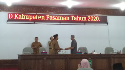 Sempat Molor Satu Jam, Akhirnya Bupati Terima Pokir DPRD Pasaman