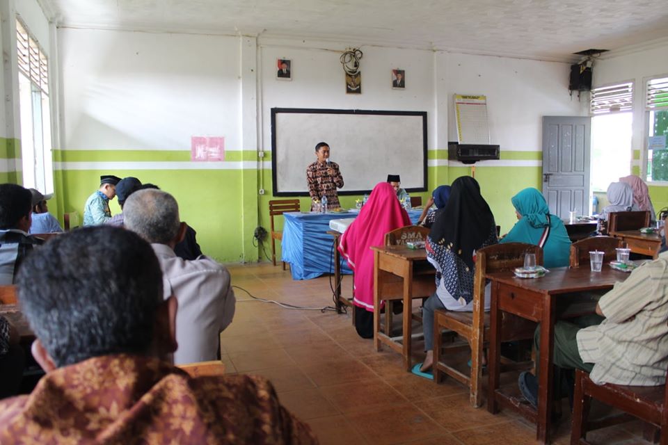 Rapat Wali Murid Kelas X SMK Yasmida Ambarawa  Suanto