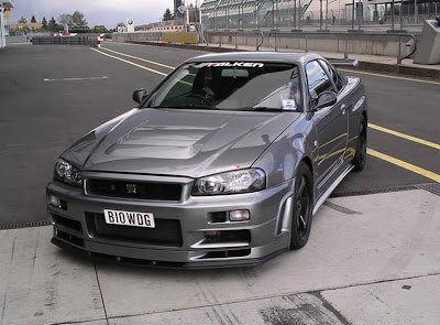 nissan skyline gtr