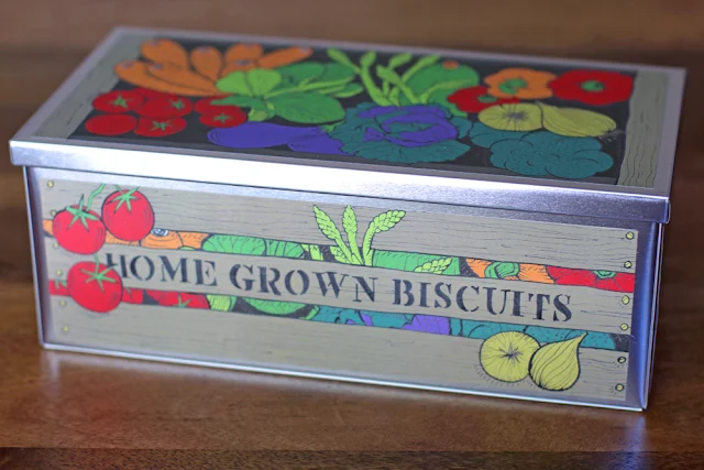 Biscuiteers Green Fingers biscuit tin - UK lifestyle blog