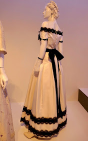 Kirsten Dunst Beguiled Edwina film costume