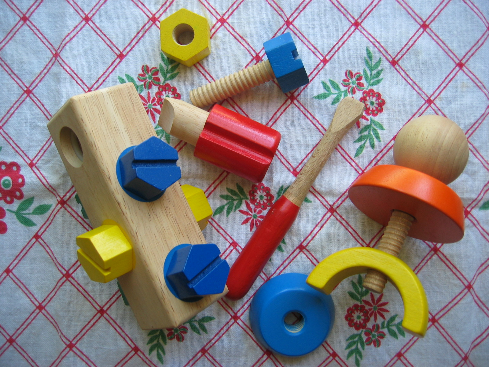 easy wooden toys to make