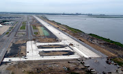 JFK International Airport's Bay Runway has been cleared for takeoff after a . (jfk runway lr end)