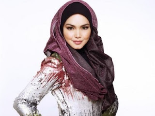 Siti Nurhaliza - Di Bawah Pohon Asmara MP3