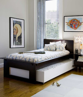 The bed material from Baltic birch plywood, anti-yellowing and non-toxic