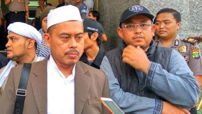 PA 212 Ajak Muslim Indonesia Membangkang Massal Jika Tak Vaksin Halal