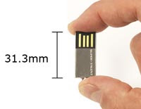World's Smallest 8GB Flash Drive