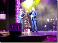 20151225_opera boys 1 (Small)