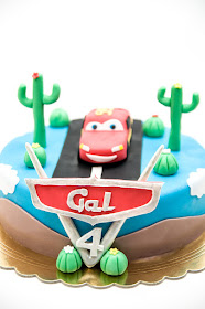 Cars fondant cake Lightning McQueen chocolate cake vertical shot