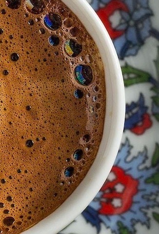 افضل الصور الحصرية عن القهوة، نصف فنجان قهوة