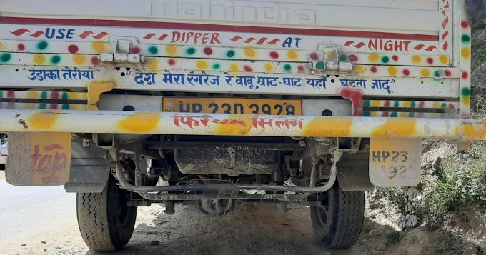 भराड़ी - जब कुछ ना मिला तो गाड़ी की स्टेपनी चुरा ले गए चोर