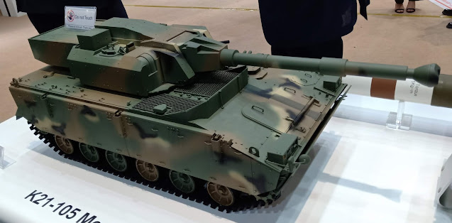 A scale model of a K21-105 Medium Tank. Photo courtesy of rhk111 thru Wikimedia Commons.