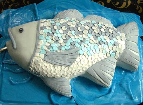 Fish Birthday Cakes on Party Made This Fabulous Fondant Birthday Cake For Her Husband When He