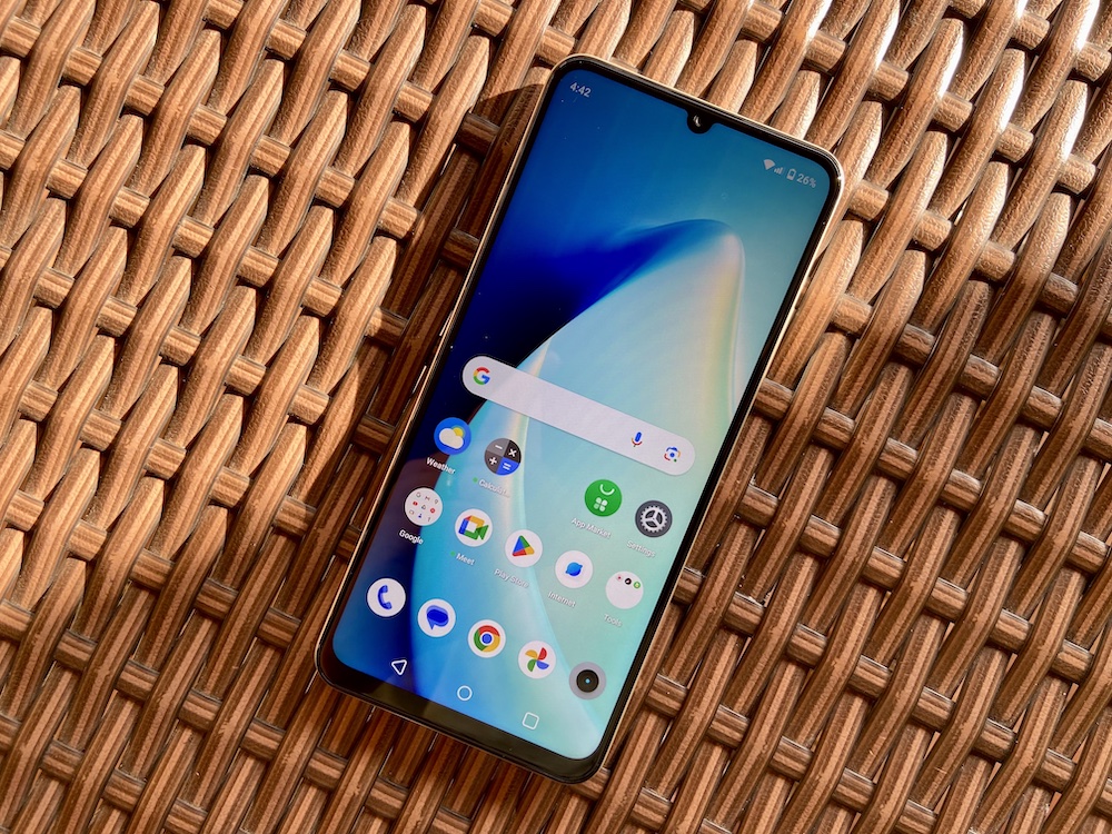 Realme C53 First Impressions: Deceivingly good looks