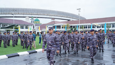  Panglima TNI Laksanakan Tradisi Admiral Inspection 