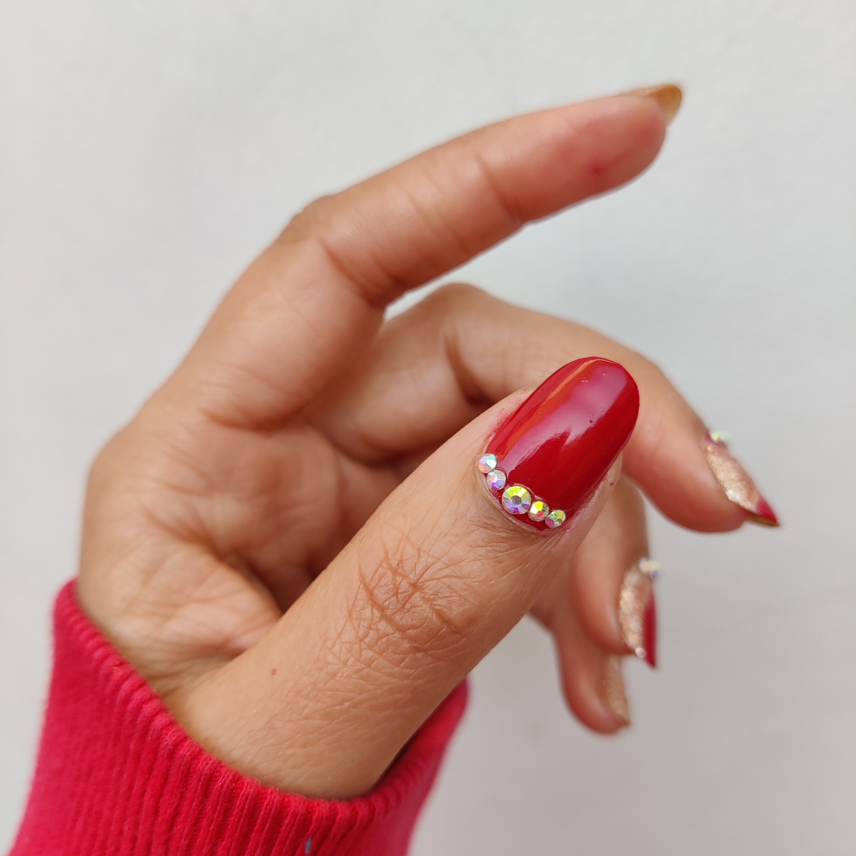 Cute Christmas and Winter Themed Nail Art Ideas for Short Nails