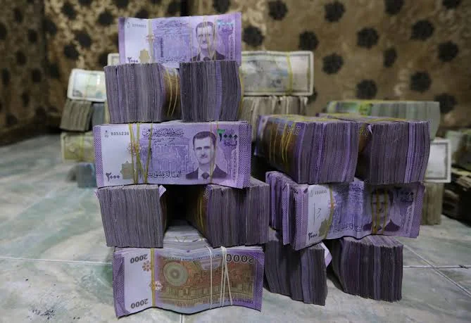 سعر صرف الليرة السورية مقابل العملات الأجنبية والذهب السبت 20 أغسطس