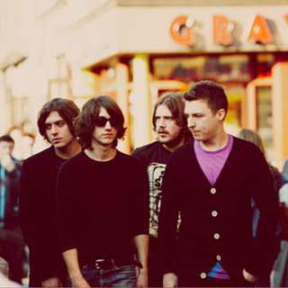 Arctic Monkeys - Don't Sit Down 'Cause I've Moved Your Chair Lyrics | Letras | Lirik | Tekst | Text | Testo | Paroles - Source: musicjuzz.blogspot.com