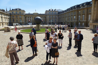 CCAS de Luzarches visite de l'Assemblée Nationale