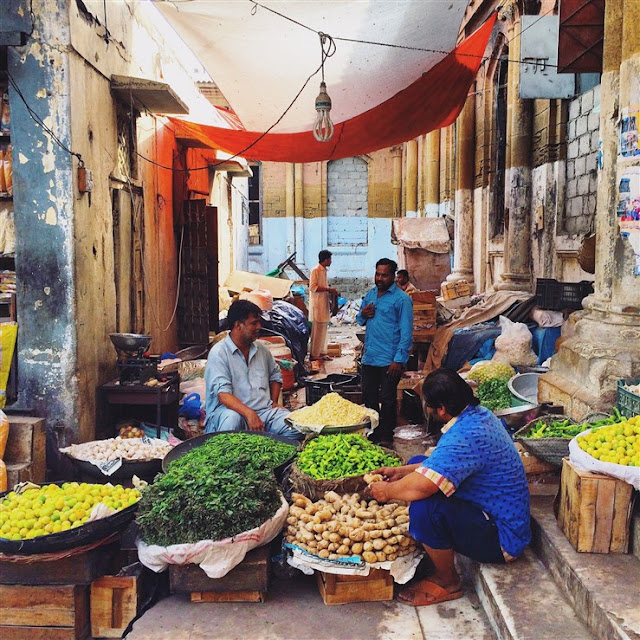 karachi pakistan cosmopolitan city vegetable market