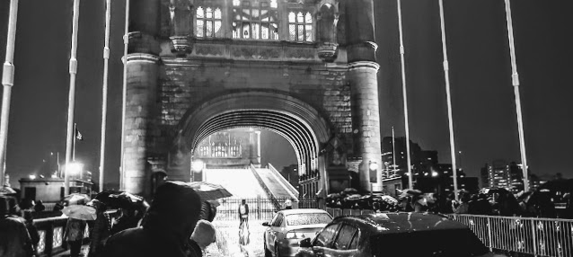 Tower Bridge opening