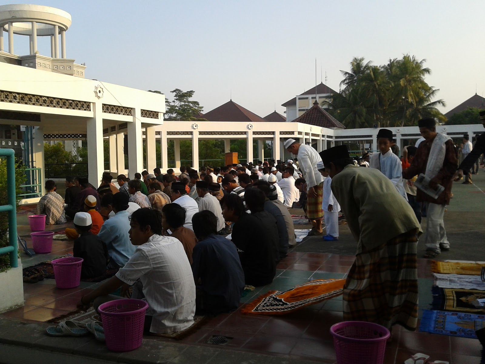 Sholat Ied di Jogja (26 oktober 2012) ~ Aulword