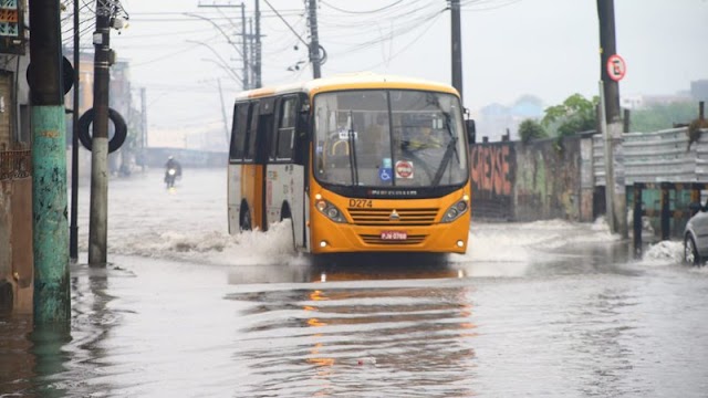 Bairros do Subúrbio Ferroviário foram os que mais choveram em Salvador no mês de abril; confira a lista