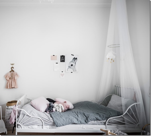 arredare-stile-scandinavo-bianco-grigio-legno-10