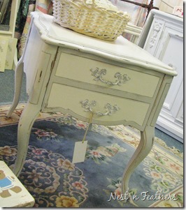 08 Grey white provincial table