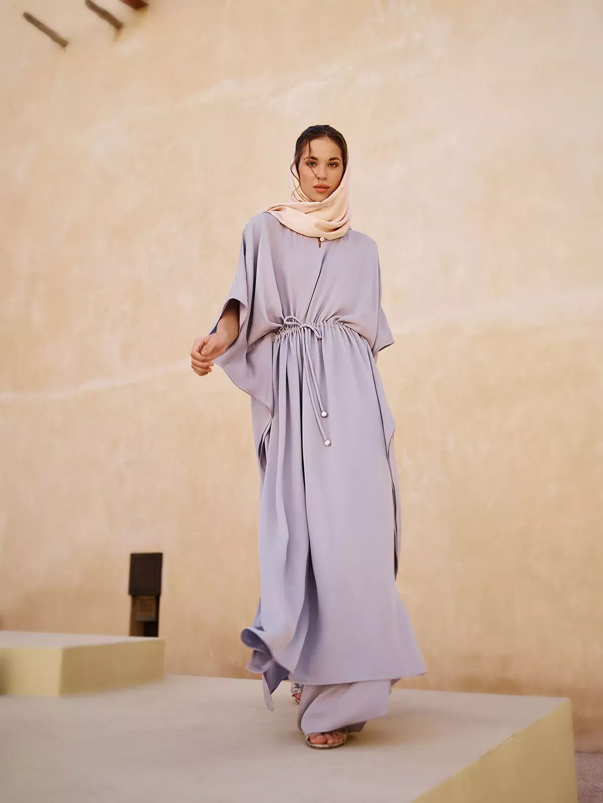 Giorgio Armani launches a collection for the month of Ramadan 2023 that embodies sophistication and elegance Giorgio Armani launched a collection of clothes and accessories for Ramadan 2023, and this collection remarkably embodies the Armani spirit in a way that suits the occasion, and focuses on comfortable and elegant pieces that are fully consistent with traditional values.