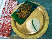 Namsing cooked with eggplant and served with sticky rice