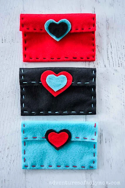 felt valentine envelopes with text overlay