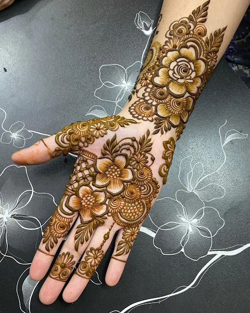 Beautiful full hand mehndi designs