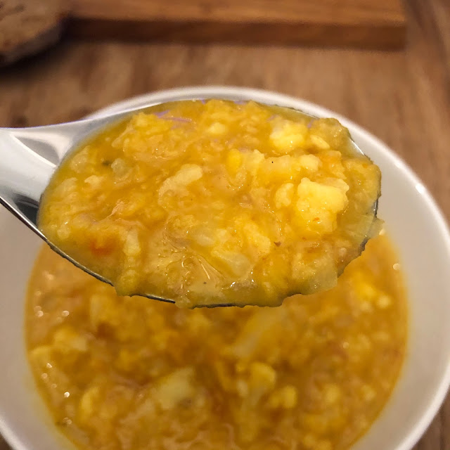 Sopa de coliflor y lentejas rojas, Soup with coliflower and red lentils