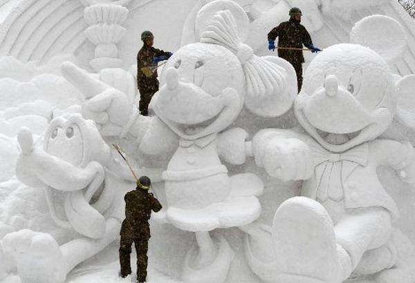 Amazing Creative Incredible Snow Sculptures Seen On www.coolpicturegallery.us