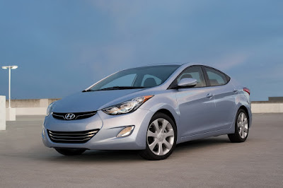 Hyundai Elantra front siver