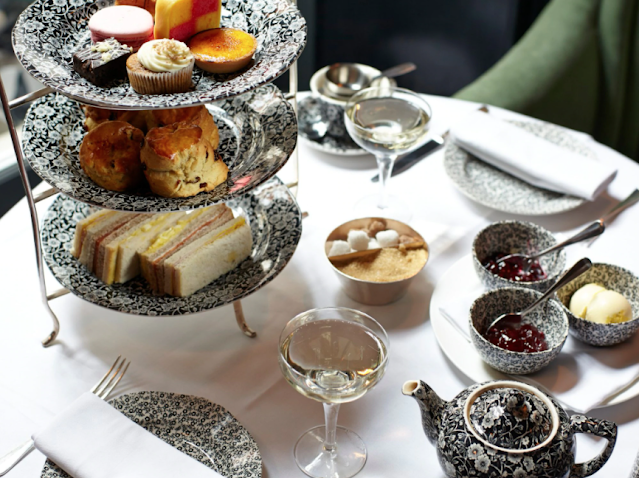 15 Best Places for Afternoon Tea in London - traditional and modern ones