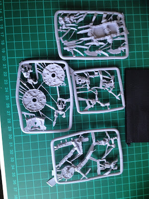 Warhammer Fantasy Snotling Pump Wagon original released in 2003 Finecast Sprues back