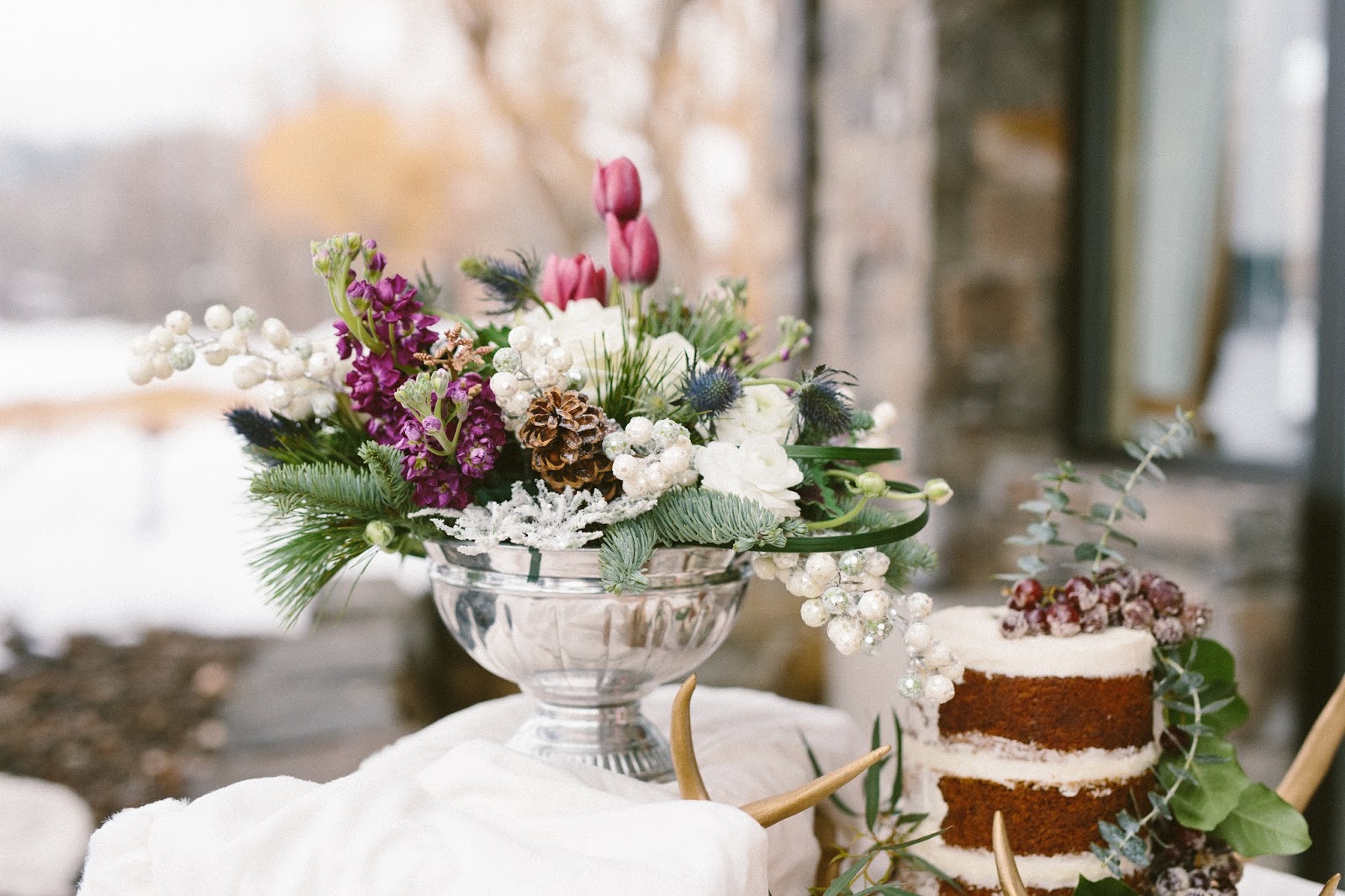 Winter wedding flowers by Conrad Floral, Photography by Dina Remi