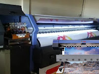 Mengenal Perbedaan Mesin Digital Printing Indoor dan Outdoor dalam Percetakan