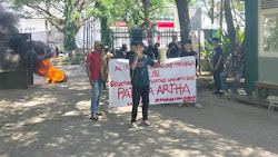 Tolak DO Sepihak, Aliansi Solidaritas Mahasiswa Geruduk Universitas Patria Artha 