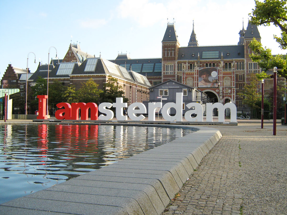 13 Tempat  Wisata  Terkenal Wajib Anda Kunjungi Di  Amsterdam  