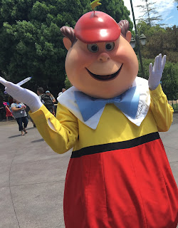 Tweedledum Character at Disneyland in Fantasyland