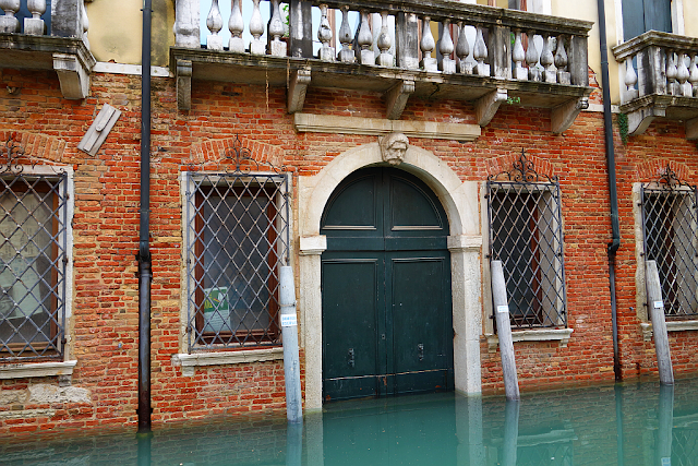 Záplavy v Benátkách. Vše co potřebujete vědět, acqua alta, aplikace